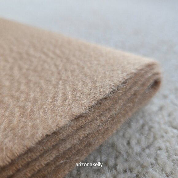 NWOT Tan Cashmere Scarf With Fringe - Picture 5 of 16